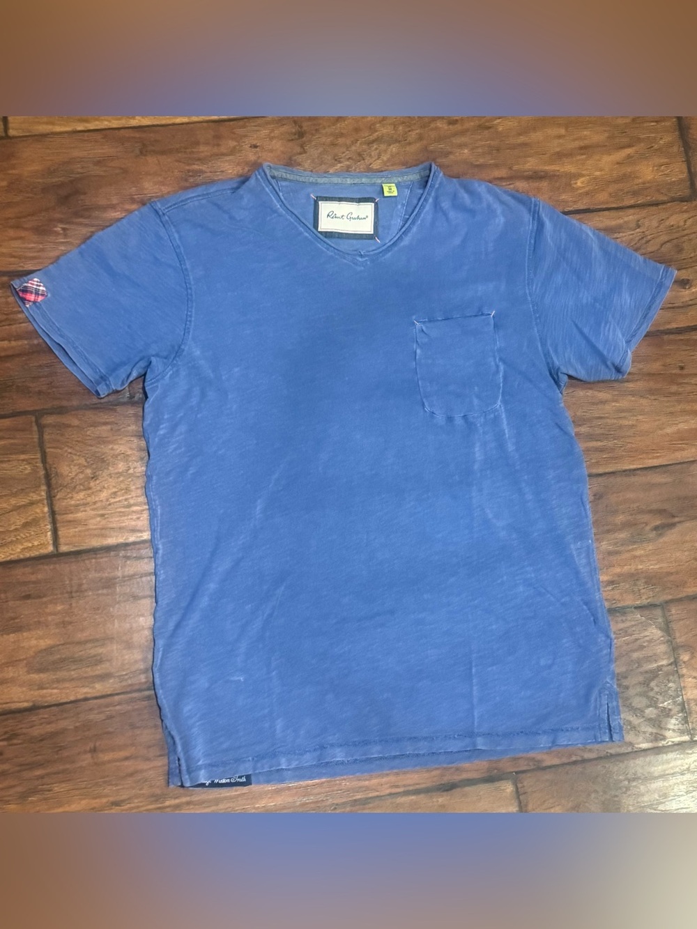 Robert Graham Blue V Neck Pocket T Shirt Garment Dyed 100% Cotton Men’s
